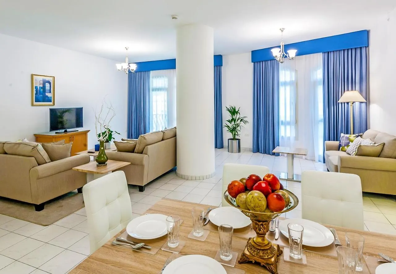 Lägenhet Roda Al Murooj Residences Dubai Förenade Arabemiraten